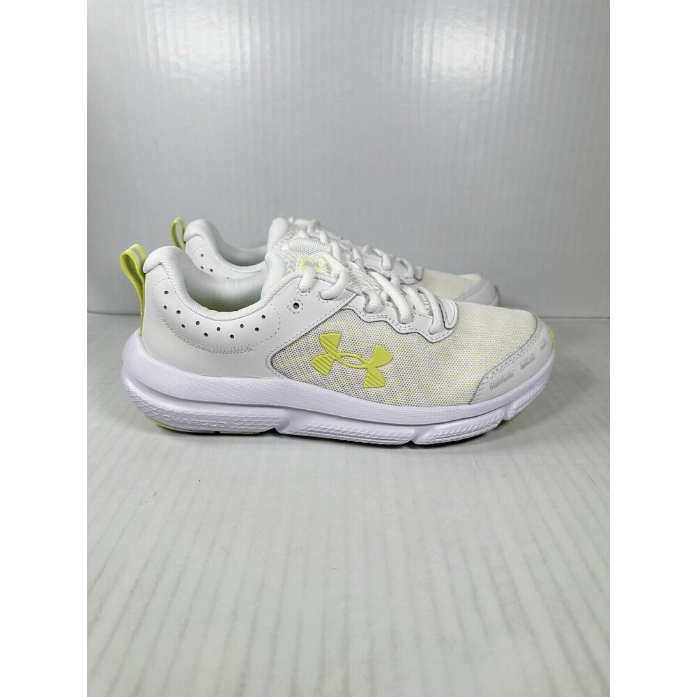 Size 7.5 Womens Under Armour Charged Assert 10 White Running Shoes 3026179-110